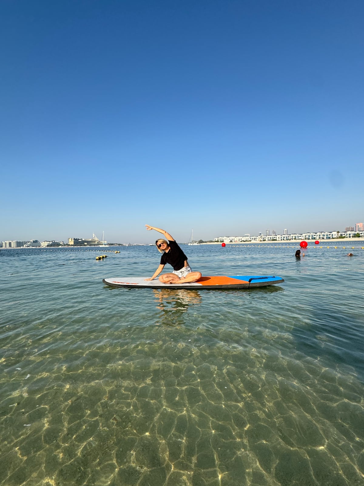 SUP Yoga - Stand up Paddle Yoga