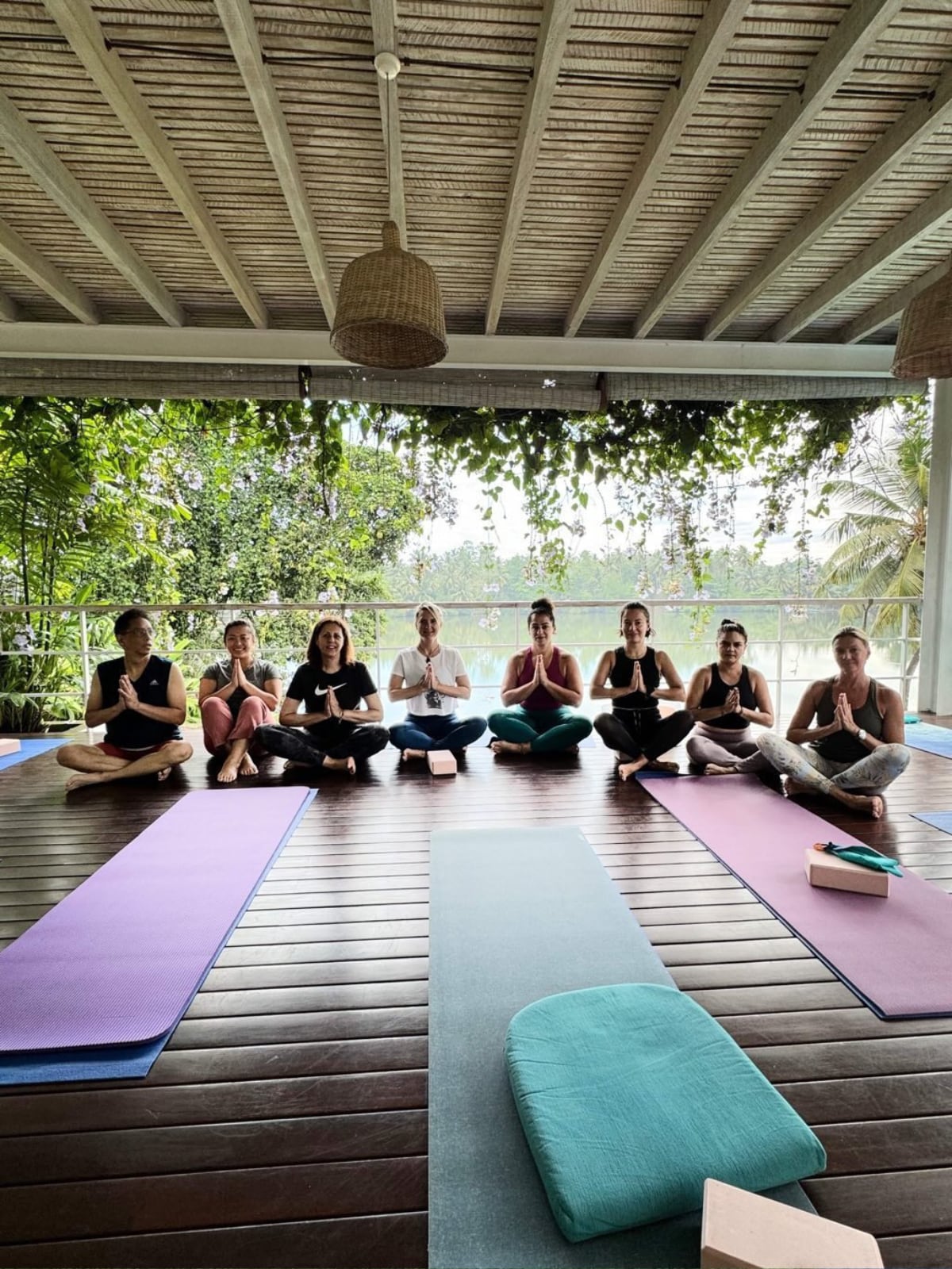 Yoga Retreats Picture of Group in Yoga Retreat in Sri Lanka