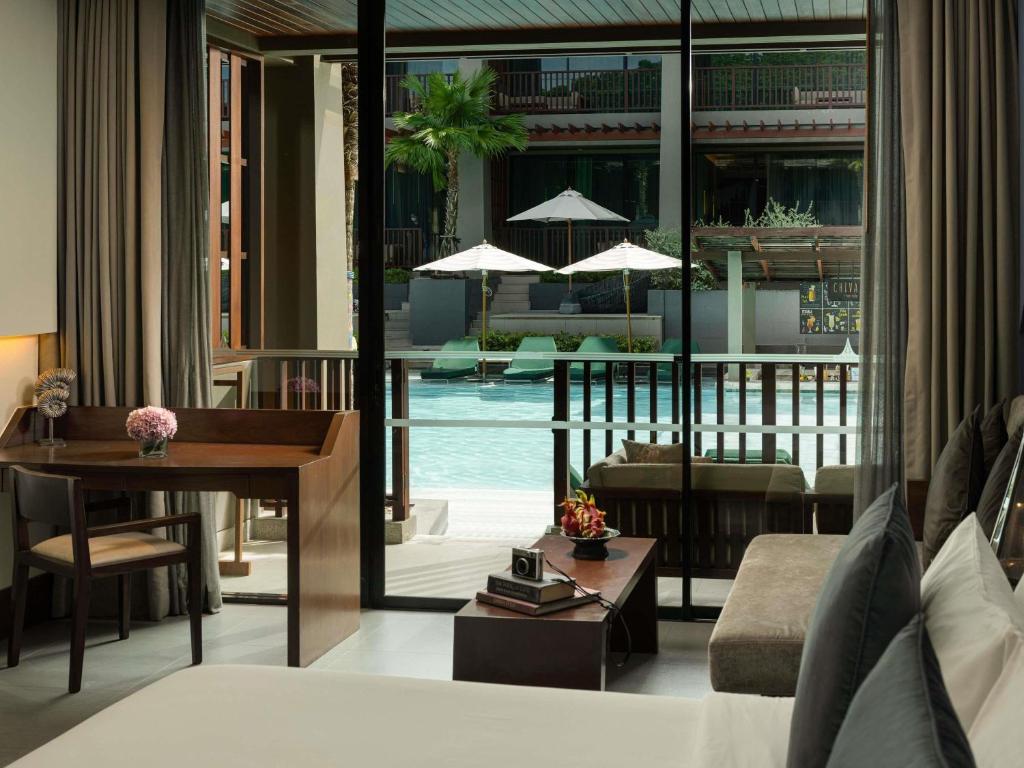 Deluxe Room with Pool Access Balcony Deluxe Room with Pool Access Balcony